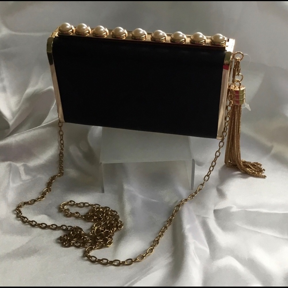 Gold Metal Frame Black Leatherette Fashion Clutch Bag - Picture 5 of 11